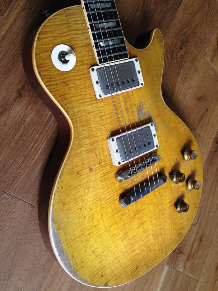 Aged/Relic electric guitar, Nitro Finish, Peter Green GarryMoore LemonBurst 1 pc body 1 pc neck, frets binding, quality guitar.